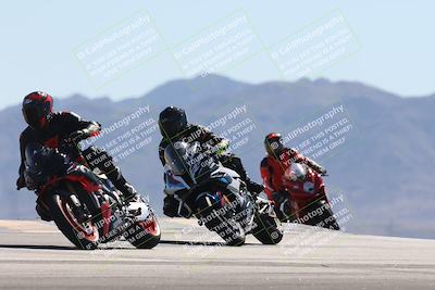 media/Oct-13-2025-Moto Forza (Mon) [[a66d839500]]/3-B Group/Session 4 (Turn 9)/